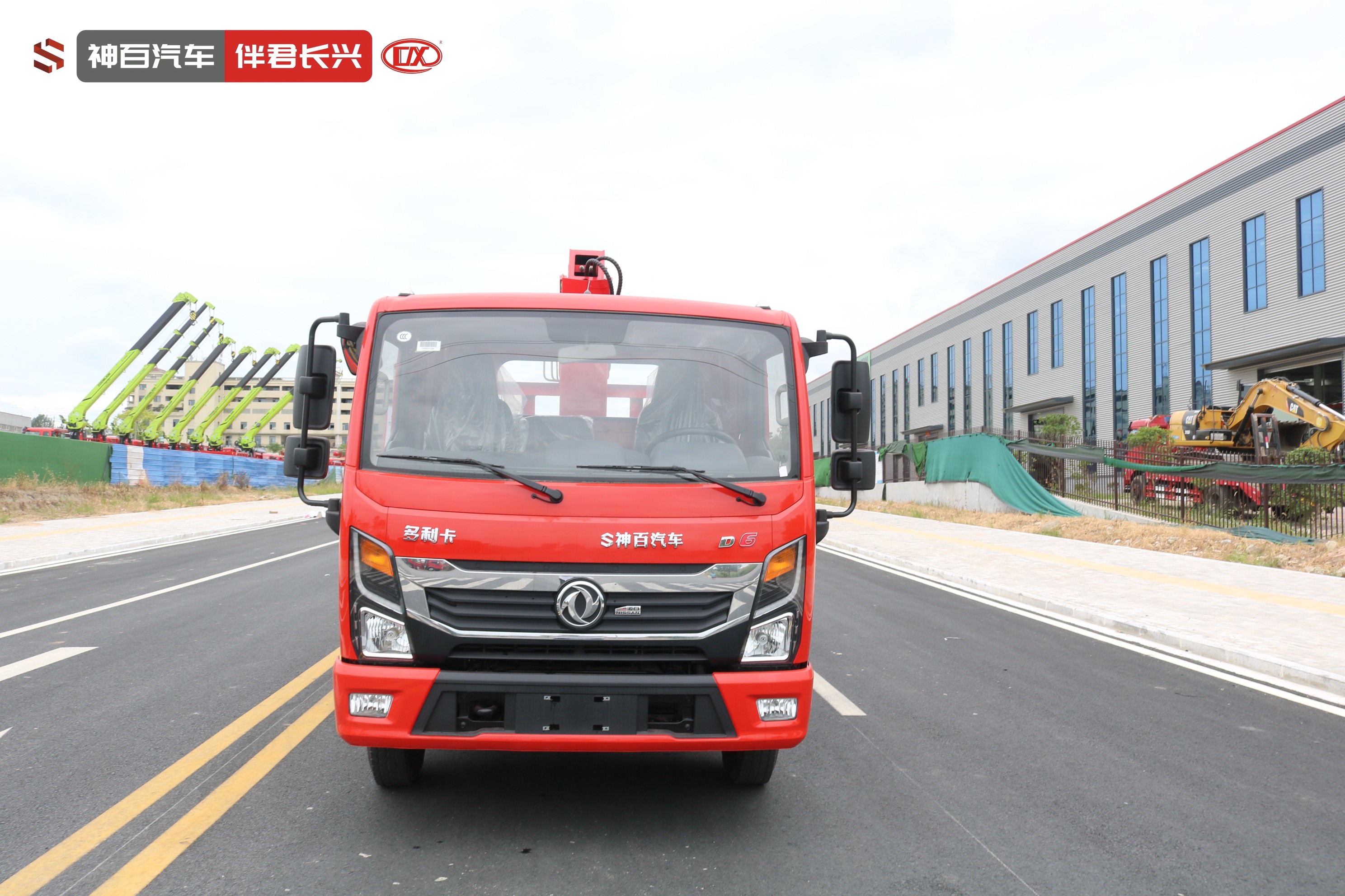 长兴SQS100-4（4吨）东风多利卡高空作业车（随车吊） 产品实拍