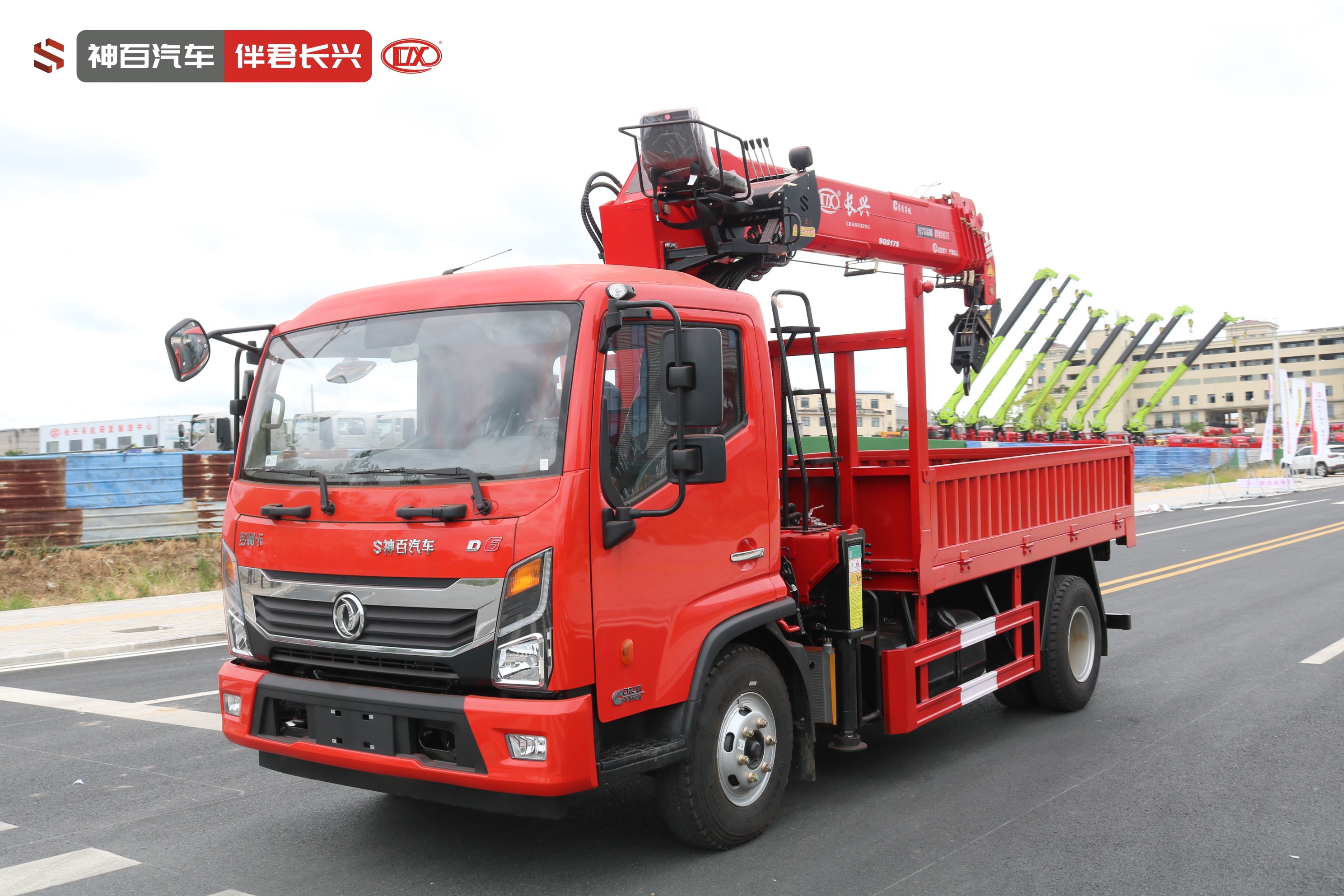 长兴SQS175-5（7吨）东风多利卡高空作业车（随车吊） 产品实拍